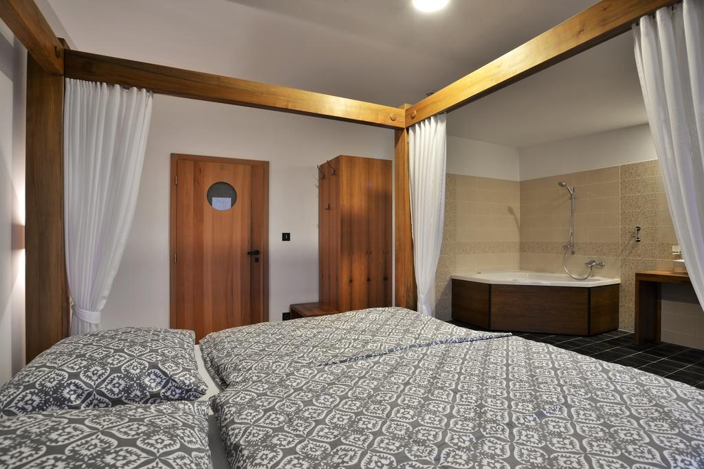 Farma Noe Guest House Brezina  Rom bilde